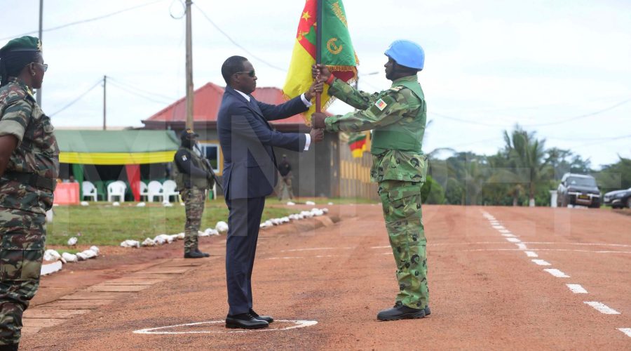 Remise de l'Etendard au 13ème Contingent Camerounais déployé à la MINUSCA